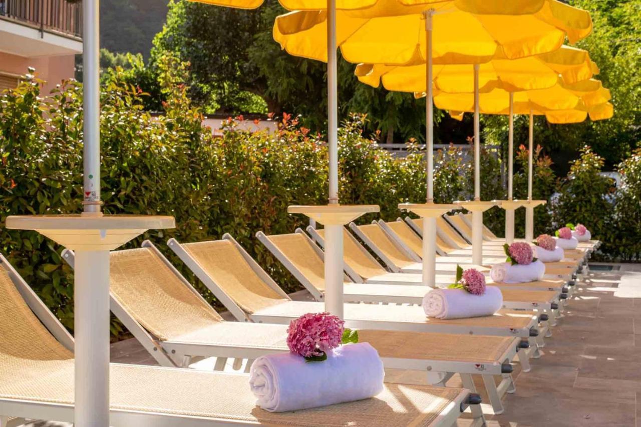 Hotel Riviera Deiva Marina Buitenkant foto
